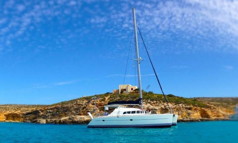 Cruising Catamaran Lagoon