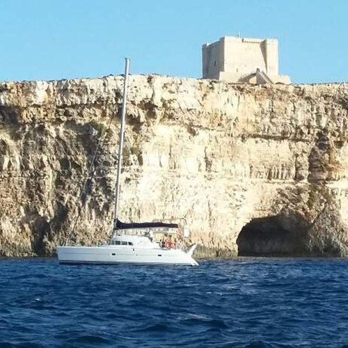 Cruising Catamaran Lagoon