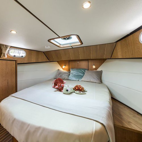 Motor boat Linssen in Oslo