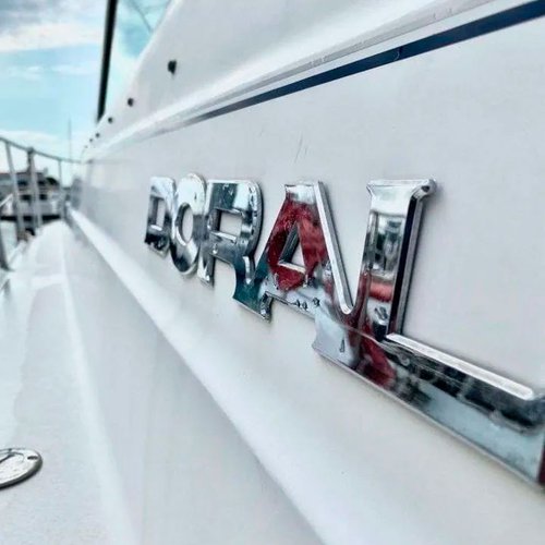 Аренда моторного круизного катера