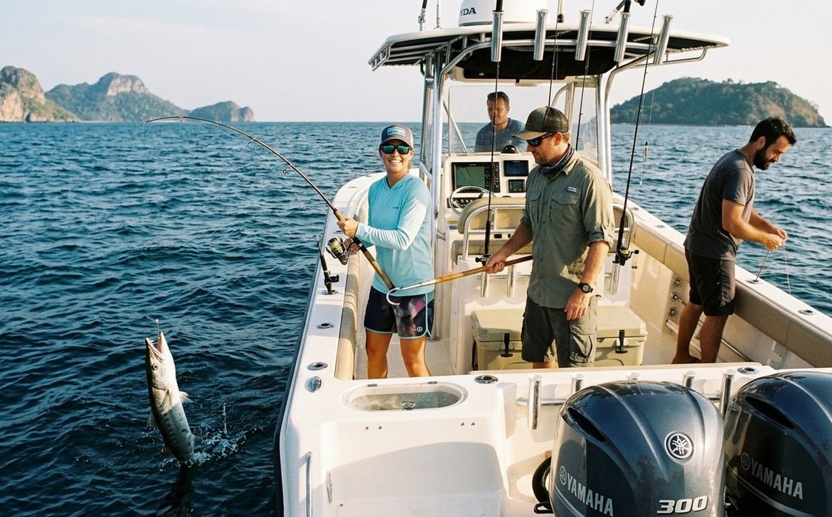 Private Fishing Trip in Pattaya: Comfortable Boats