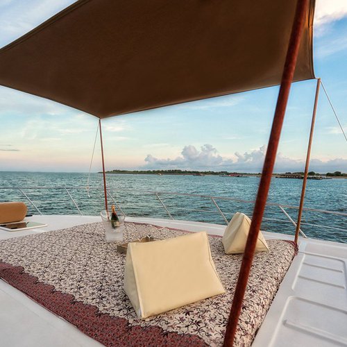 Enjoy luxury motor boat